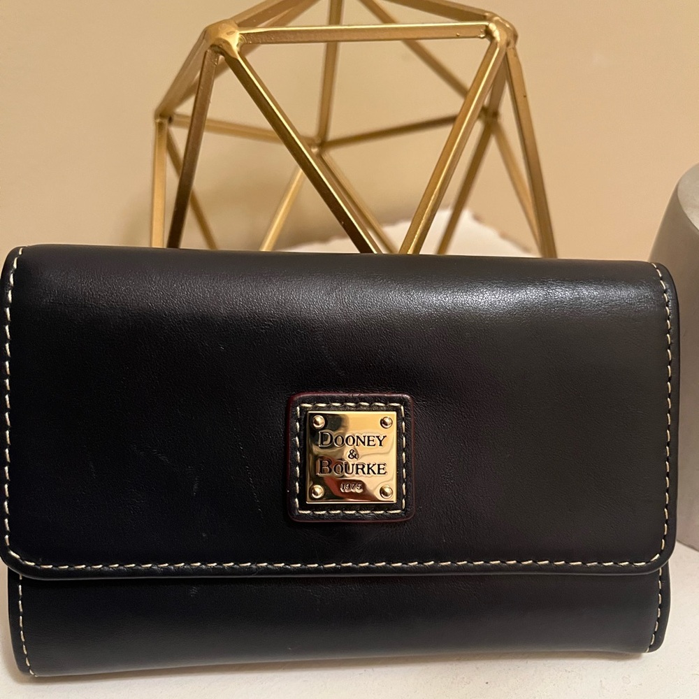 Dooney and Bourke Wallet